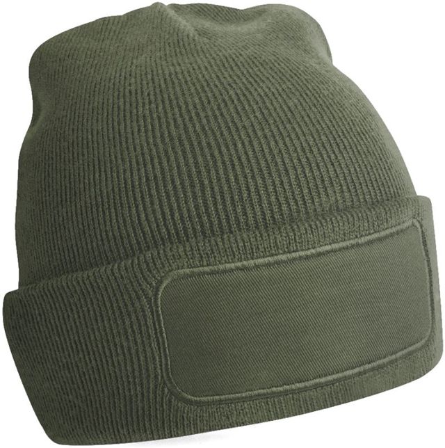Olivgrüne Beechfield Patch Beanie mit Umschlag und aufgenähtem Twill-Aufnäher für das Logo